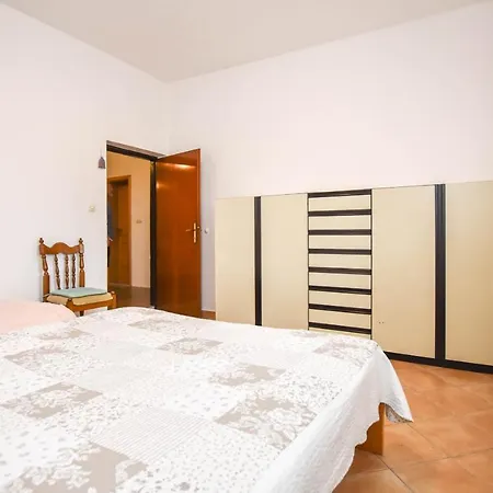 Studenac Apartamento
