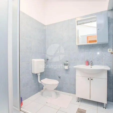 Apartment Studenac