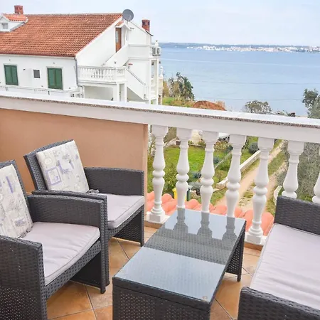 Studenac Apartment *
