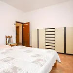 Studenac شقة