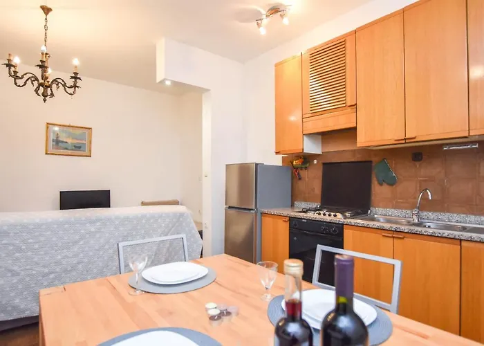 Apartamento Studenac Tkon