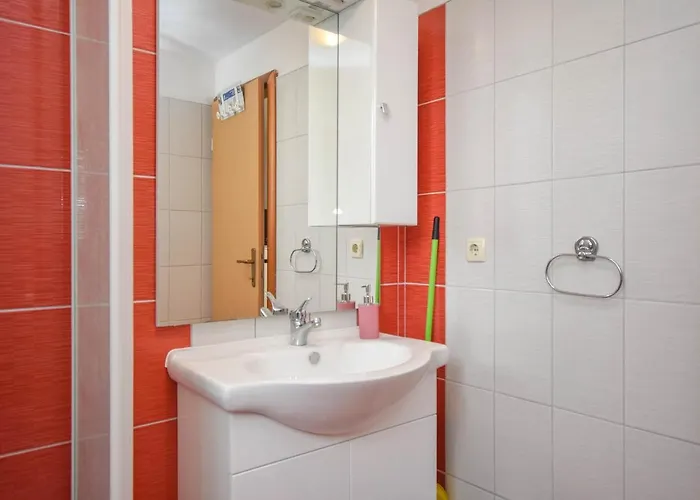 Studenac Apartamento Tkon